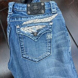 Miss Me Woman's Blue Boot Cut Jeans
JE5330B4R size 29